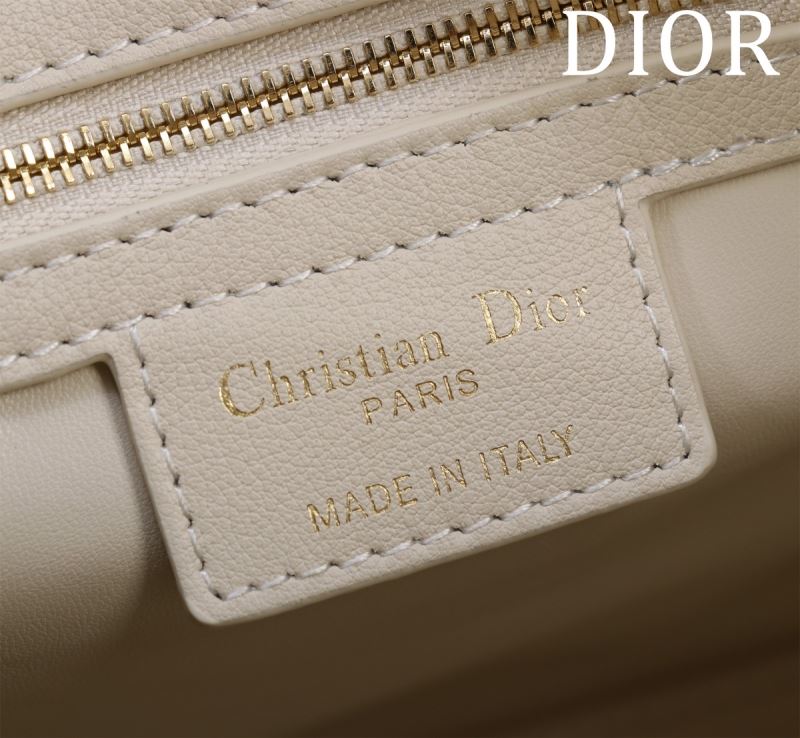 chr1st1an D10r boston bags